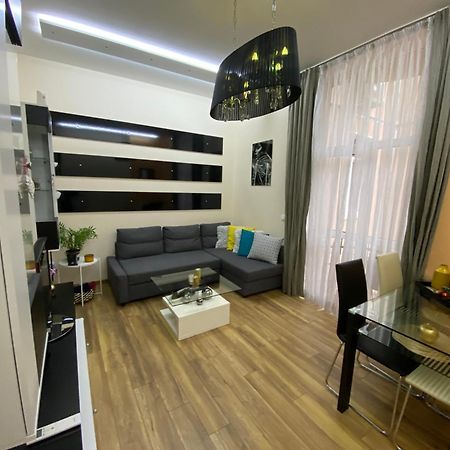 Cozy Apartment In Downtown Sofia - Tsar Samuil Street Exteriér fotografie